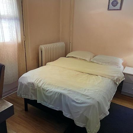 Booking-Eddy- Single Room With Self Check-In Hull Exteriér fotografie