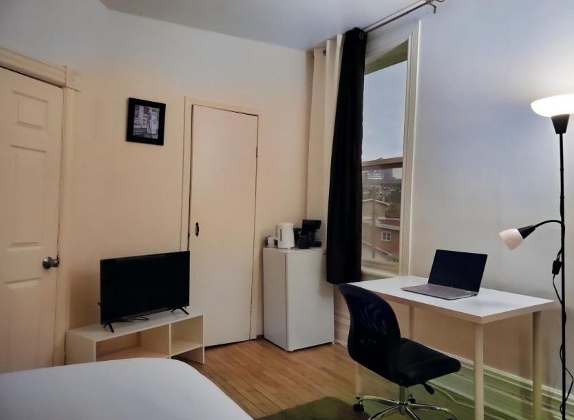 Booking-Eddy- Single Room With Self Check-In Hull Exteriér fotografie