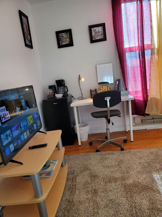 Booking-Eddy- Single Room With Self Check-In Hull Exteriér fotografie