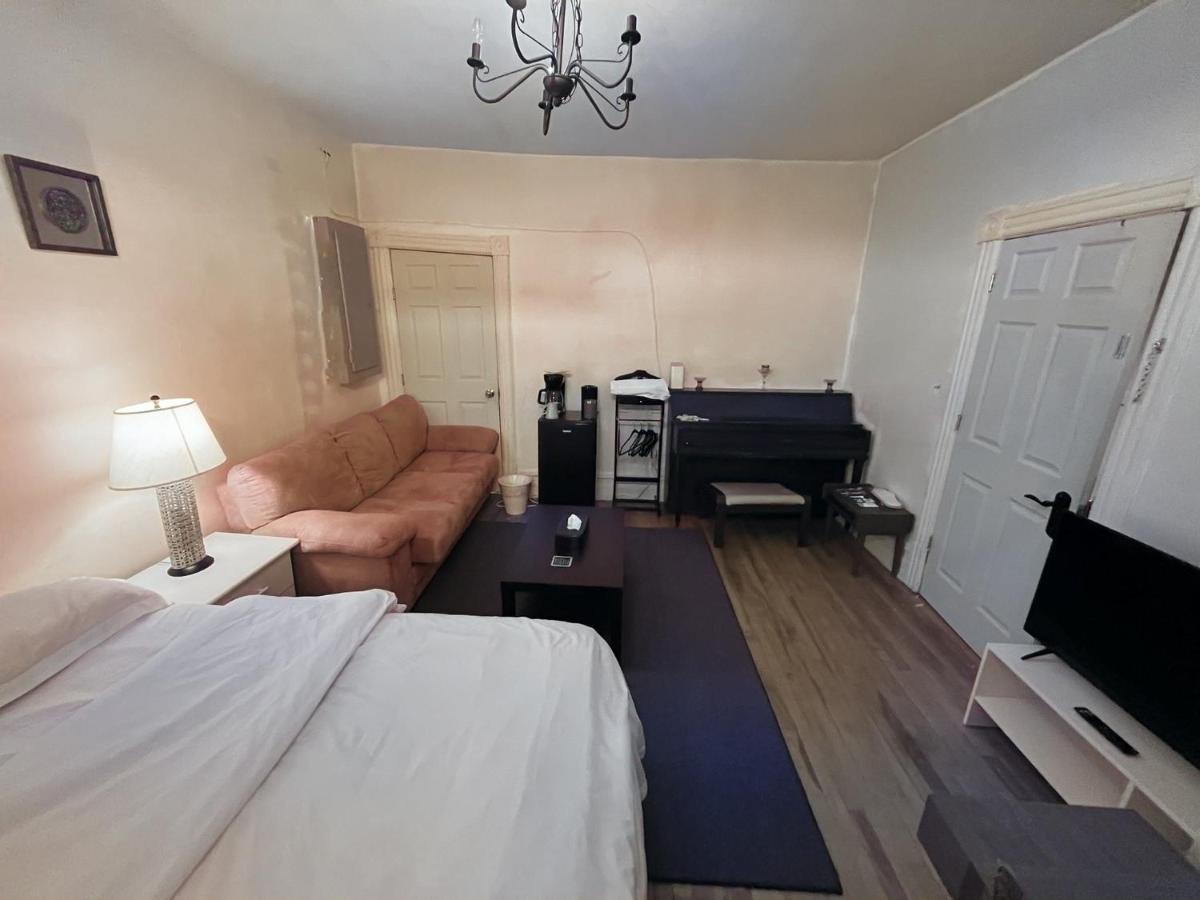 Booking-Eddy- Single Room With Self Check-In Hull Exteriér fotografie